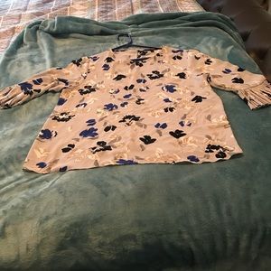 Flower detail with quarter ruffle sleeve top